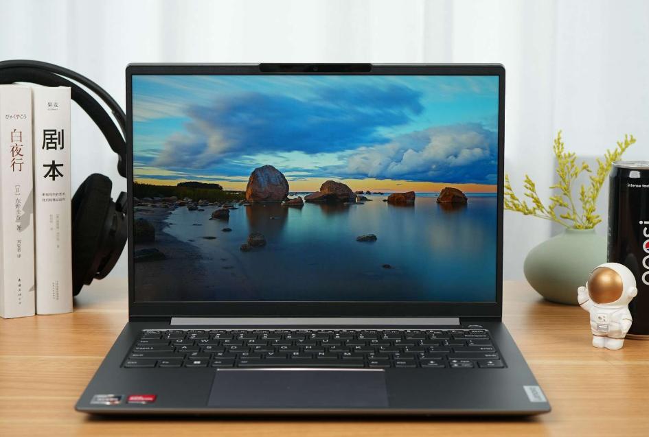 联想焕新季持续一个月满满特惠打造学习和办公“盛宴”