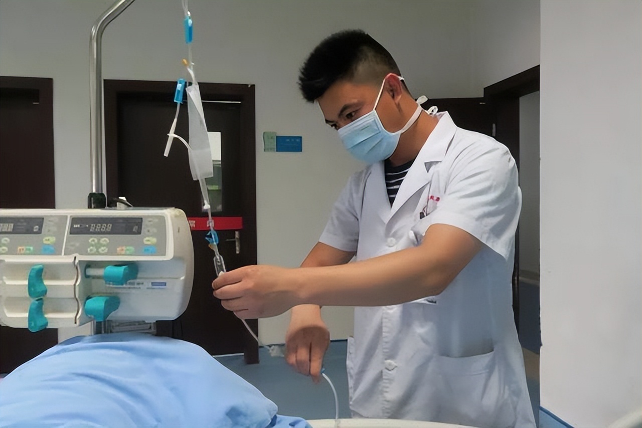 毫无底线!男医生发布女患者私密照,患者隐私到底该如何保护?