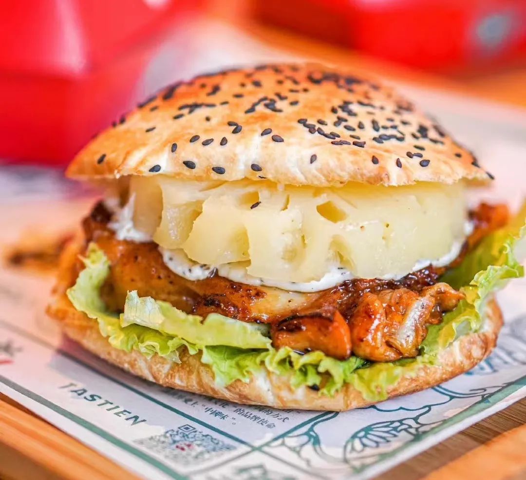 把老外的汉堡“中国化”，有品牌2年开店超2000家