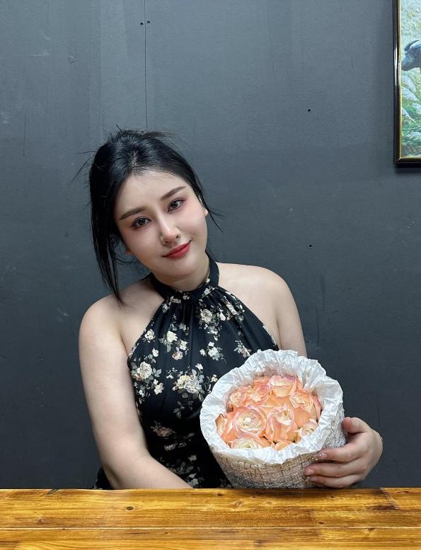 170斤超大号模特,大码模特180斤却没有赘肉