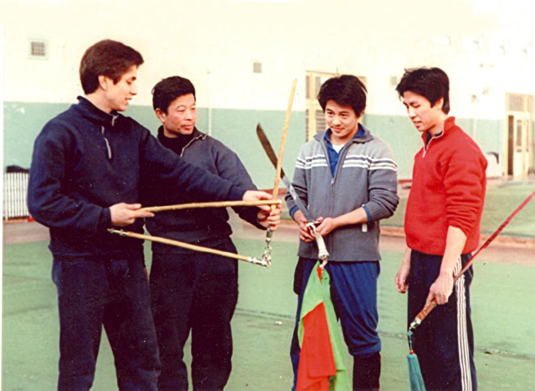 张一山对和杨紫谈恋爱的看法,分析张一山对杨紫的感情