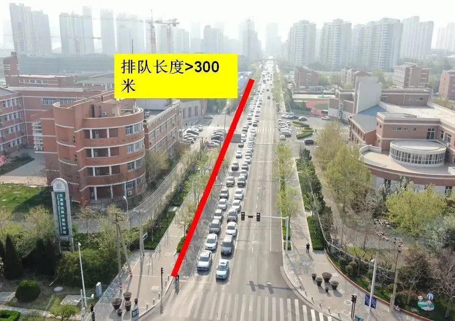 全市首条智能潮汐车道试运行,天津首条智能潮汐车道试运行