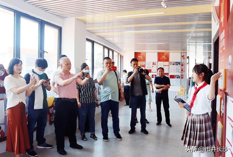 仰天湖天心实验学校,仰天湖实验小学怎么样