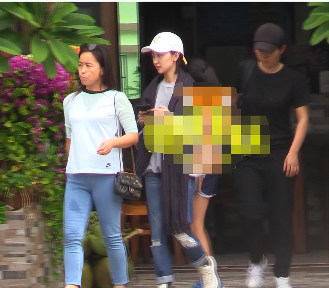 三金影后周冬雨明星评价,三金影后霸凌