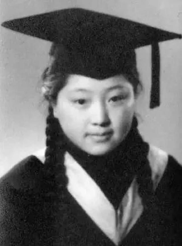 “原*弹子**之父”，法国总统授勋章；中国“居里夫妇”种出蘑菇云花