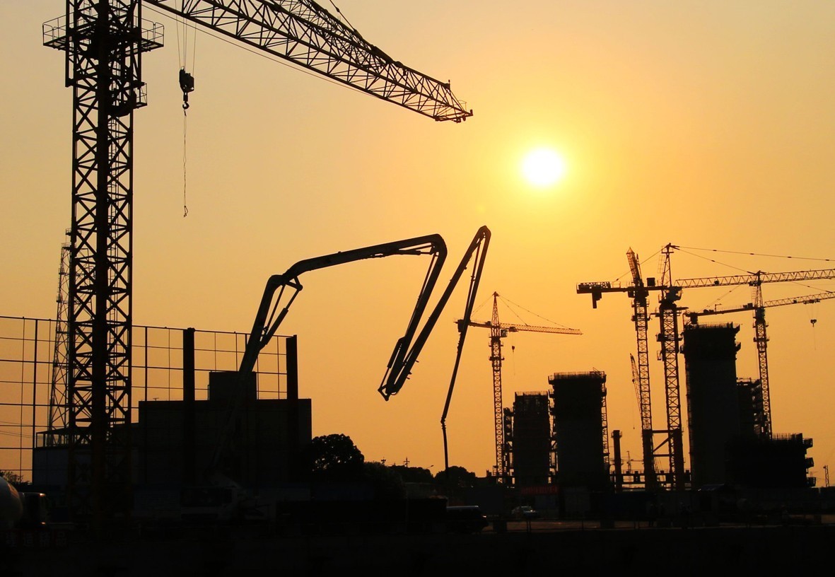 广东14岁少女被欺凌,花季少女被继父欺凌