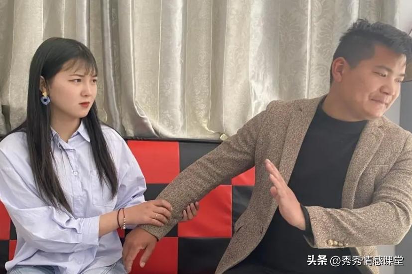 男闺蜜情人节送亲子鉴定当礼物,男人送亲子鉴定和离婚证