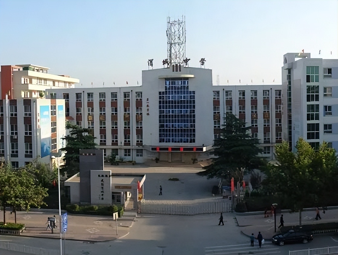 咸阳市秦都区渭城中学,咸阳秦都区渭城中学