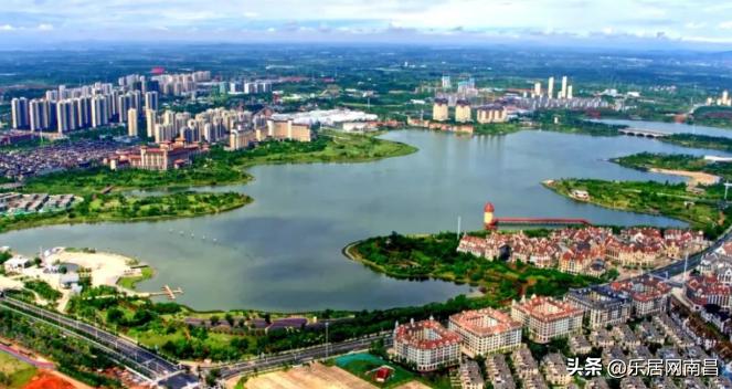 一个湖改变一座城市的GDP？