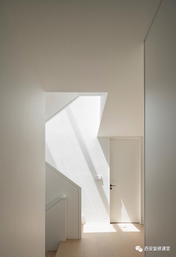 大户型复式日式原木风,顶楼复式维吾尔房子风格