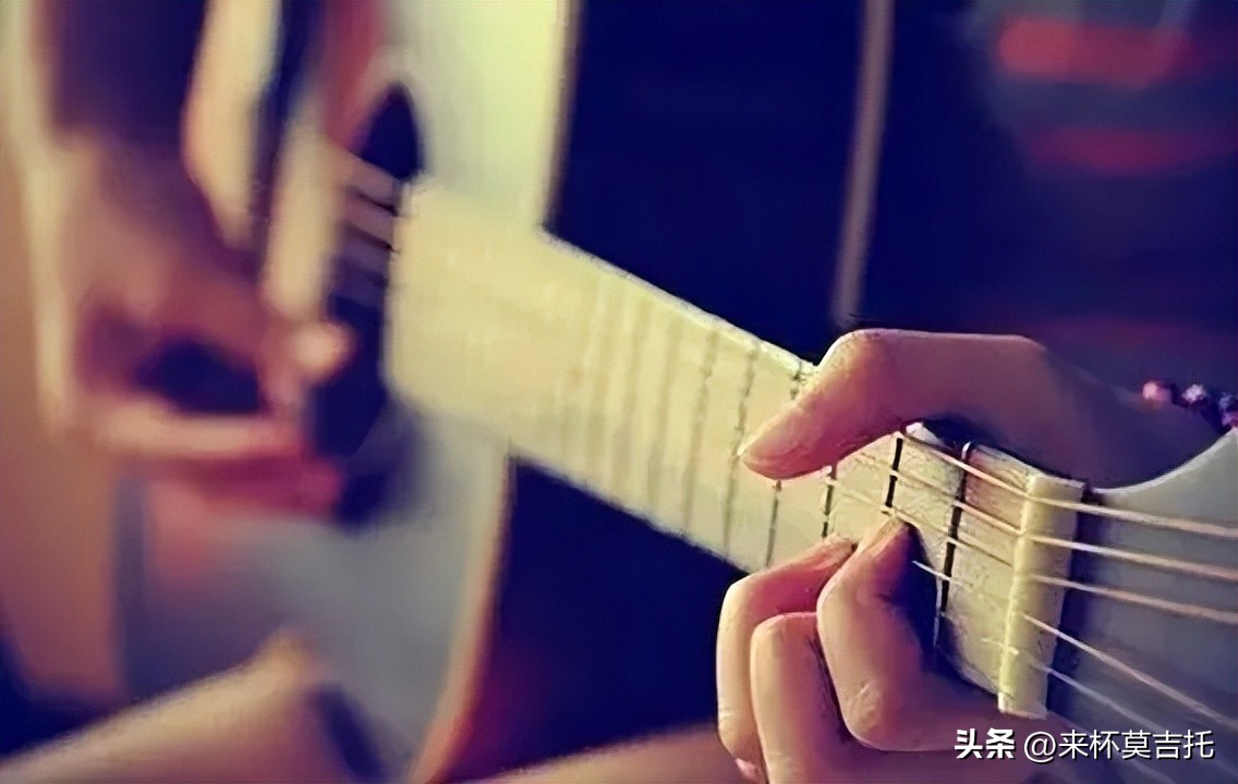 吉他挑选初学者2000左右价位,入门吉他选购指南图片高清