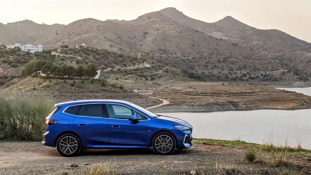 宝马2系旅行版二手,2023款宝马2系旅行版试驾视频