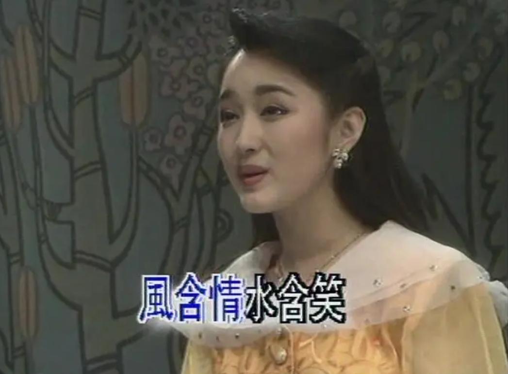 杨钰莹45岁不老照片,杨钰莹从1岁到50岁的容颜变化