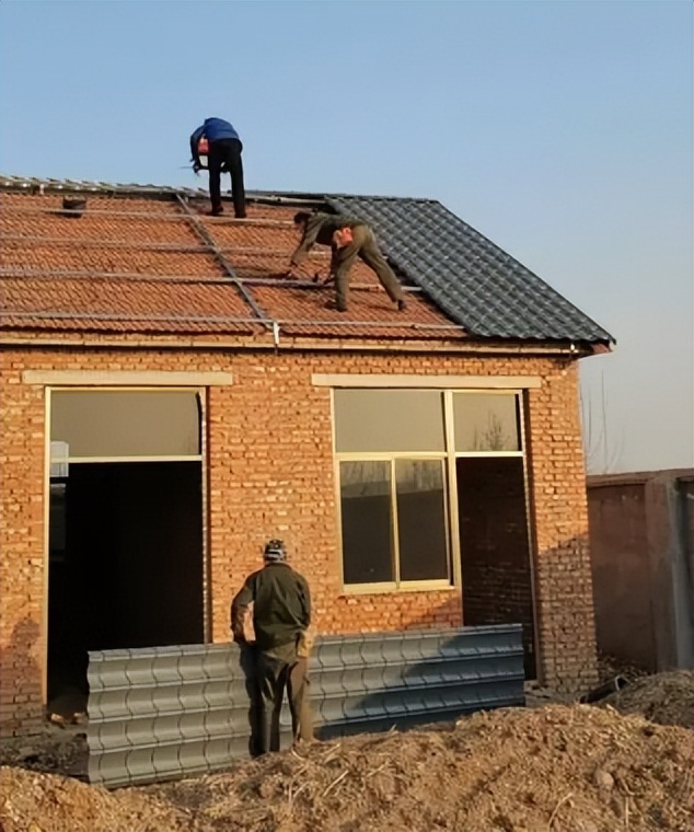 旧屋顶翻新需要审批吗,农村老房子房顶翻新违法吗