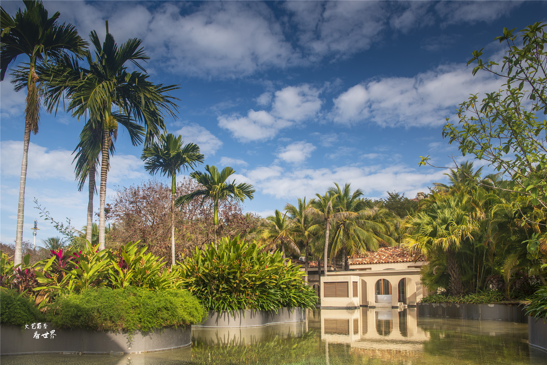 三亚和乐东哪个适合居住,海南乐东有发展吗