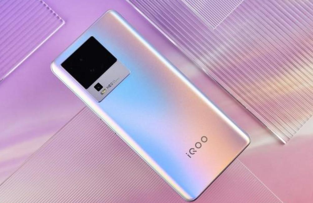 2500元预算这3款手机最值得入手,哪款手机更值得买不卡还便宜