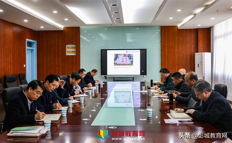 鍚嶅笀浜戦泦,鍚嶅笀鑽熻悆甯堣祫闆勫帤