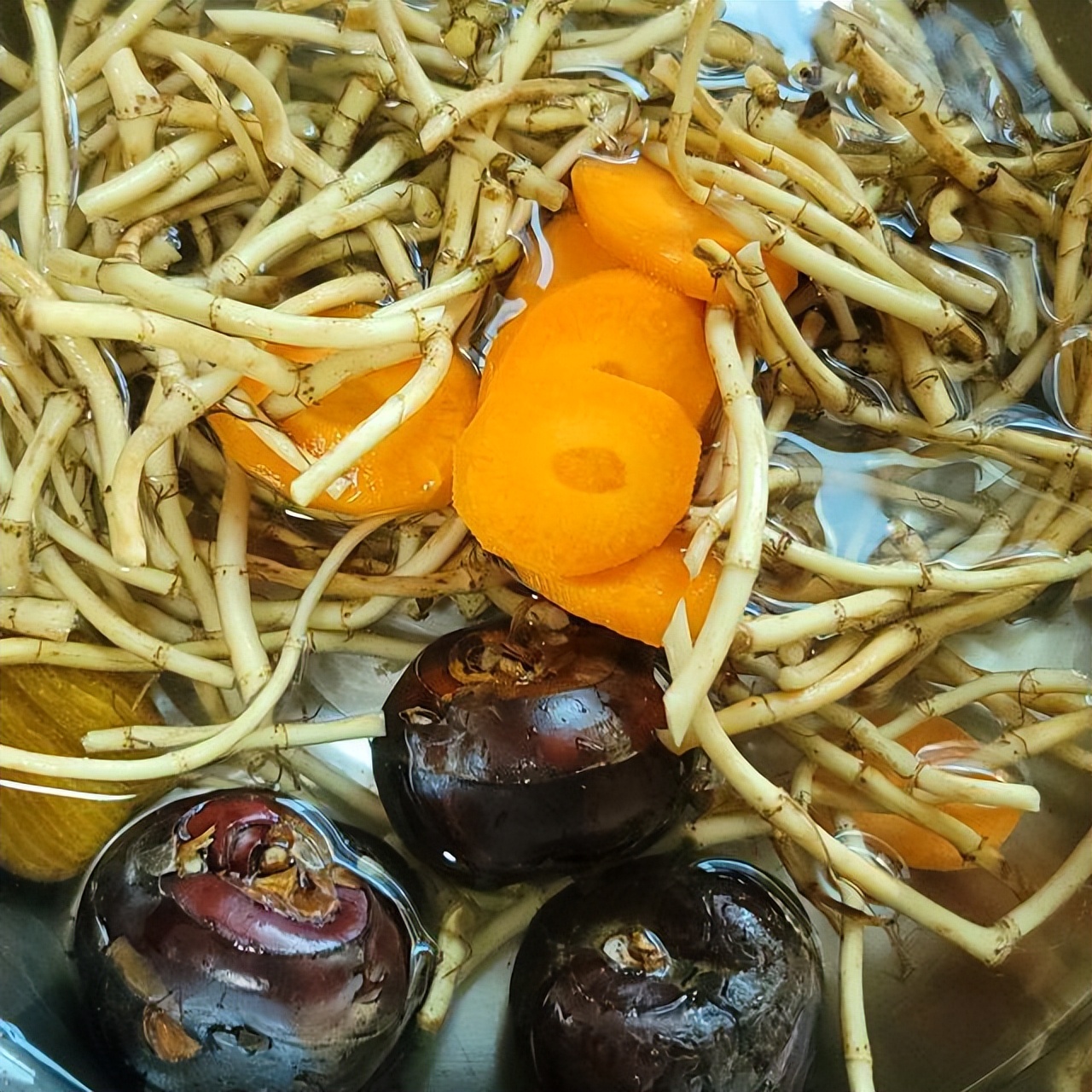 喉咙发痒医生开的抗生素,天然消炎药