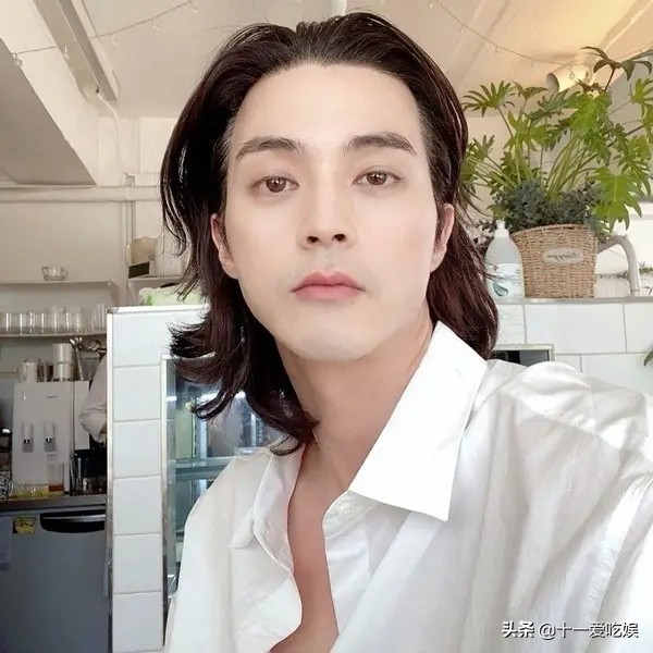 原来是美男啊张根硕最帅造型,张根硕颜值巅峰混剪原来是美男