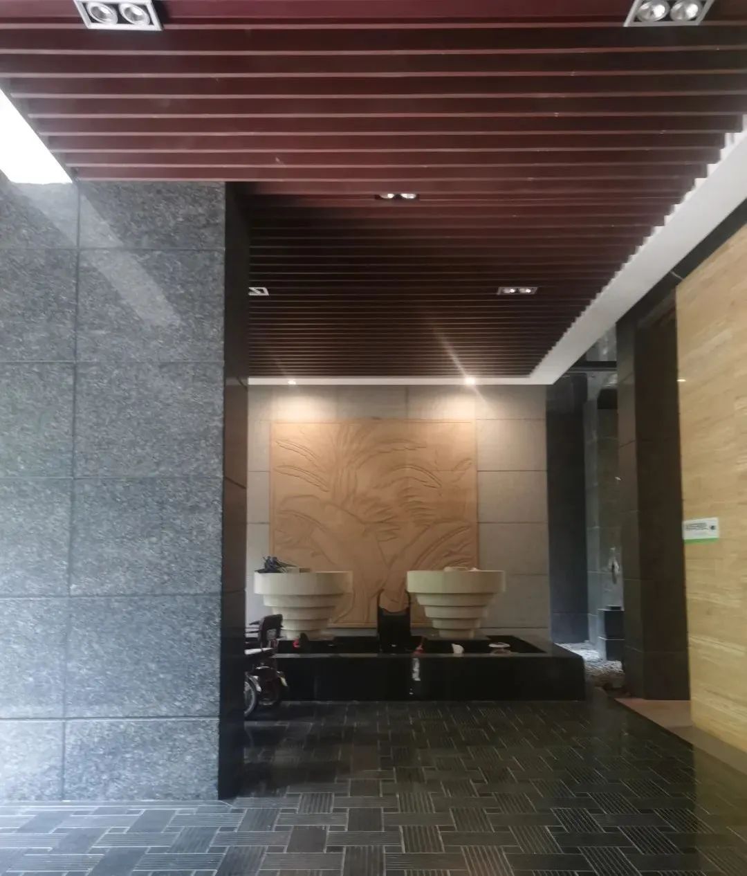 松山湖二手房容易卖出去吗,东莞二手房下跌