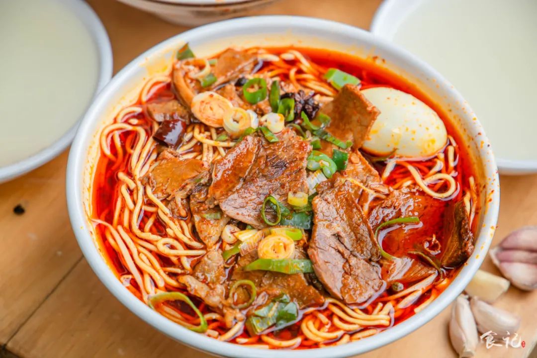 这座桥有超过400年的历史,襄阳的第一座桥