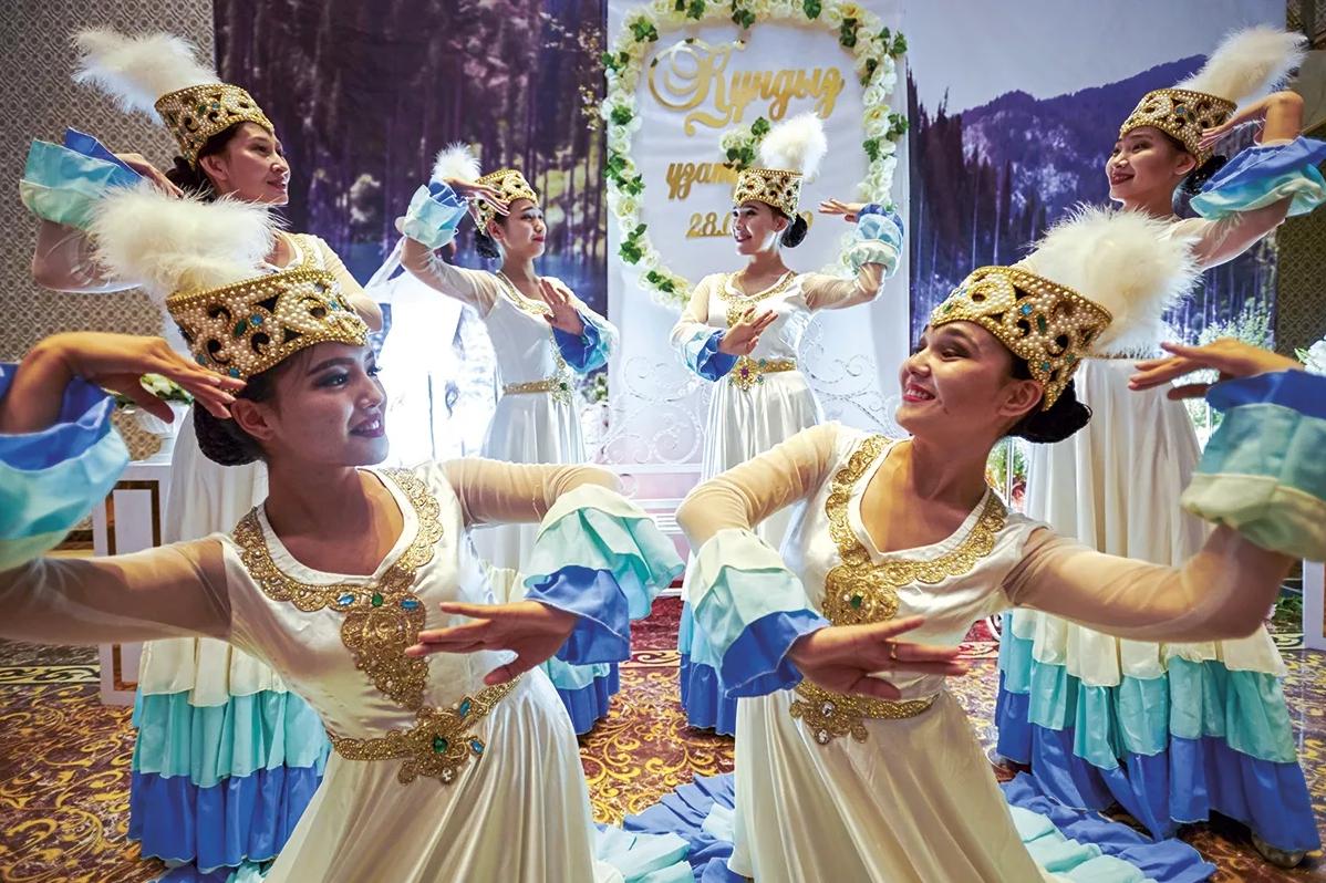 每天了解一个国家哈萨克斯坦,哈萨克斯坦人民靠什么赚钱