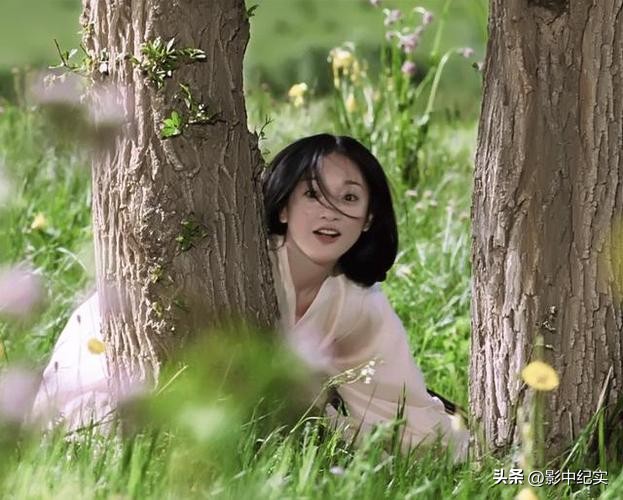 张柏芝周迅对比,周迅和张柏芝混合的长相