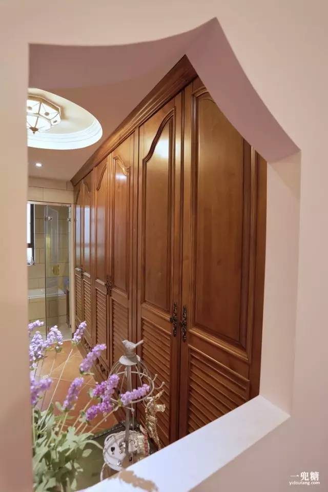 从装饰着手让家里更加温馨,从硬装开始打造家的高级感