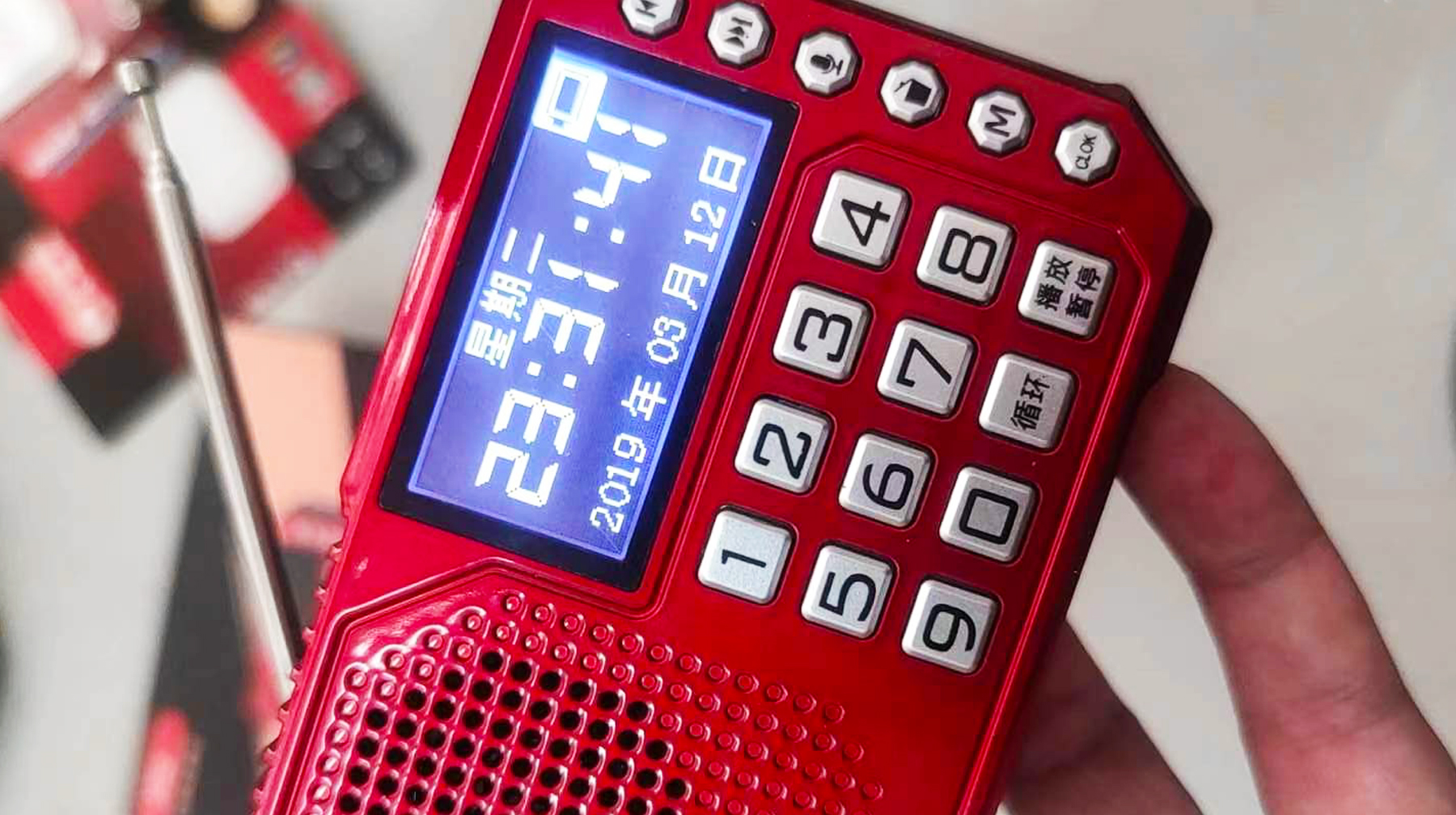 家用自带遥控led灯泡,led照明灯小型随身带