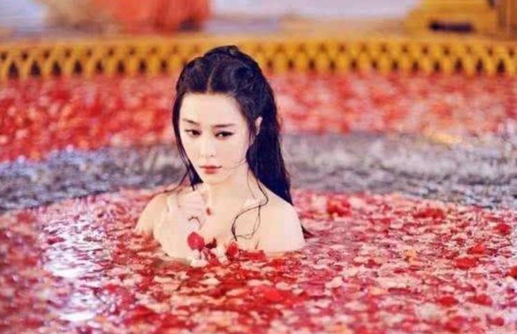 古代为什么太监伺候娘娘沐浴更衣,为什么古代太监不愿给妃子沐浴