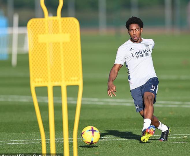 阿森纳u18队vs曼城,曼城u21vs阿森纳比分预测