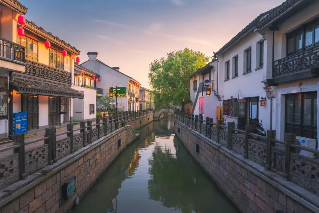 读唐诗三百首可以领悟到些什么,唐诗三百首必背经典100句