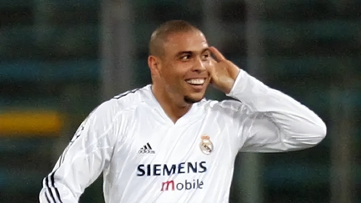 罗纳尔多曾经效力过几个俱乐部,罗纳尔多现身价