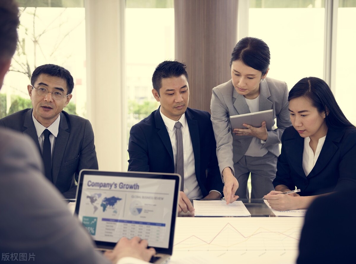 经济学专业职业生涯规划环境分析,经济学专业的生涯规划书