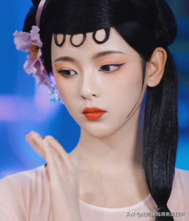 超越妹妹的狐女可得好好夸一夸，来围观女明星的那些神仙综艺造型