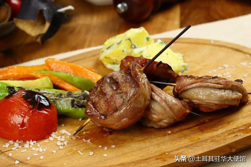 伊斯坦布尔特色,伊斯坦布尔有啥好吃的