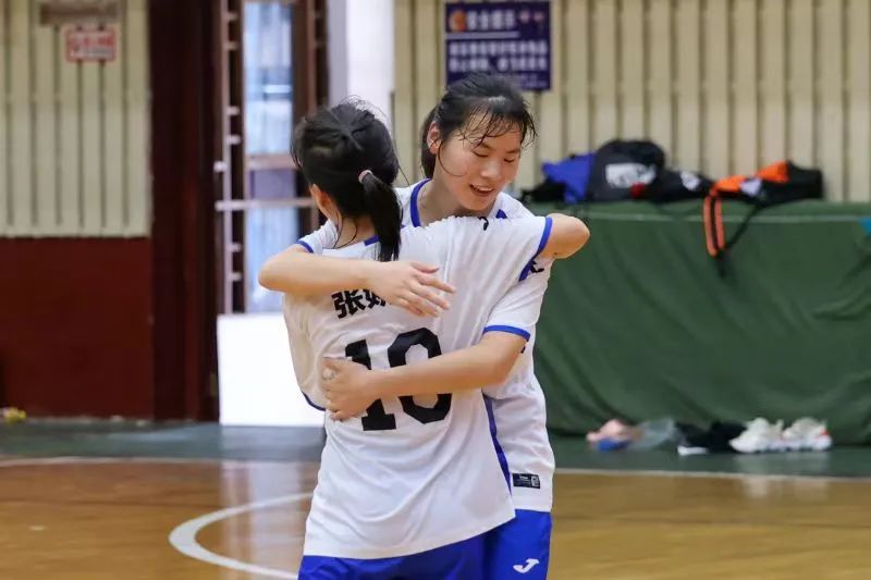 冠军专访|华中农业大学女足：这次，终于是冠军