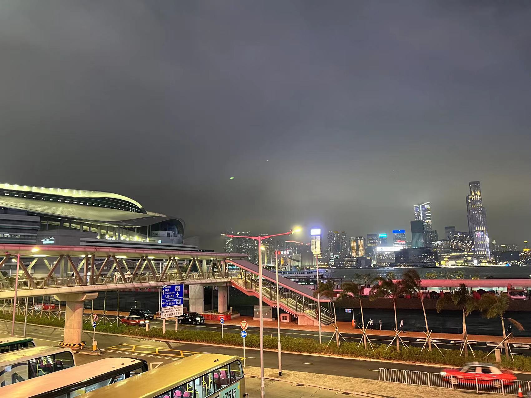 第一次去香港的感慨,19年去香港需要护照吗