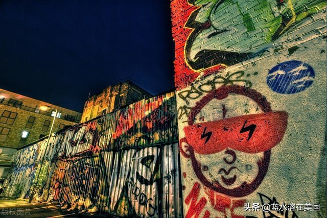 美国电线上挂鞋子,美国电线上有鞋是为什么