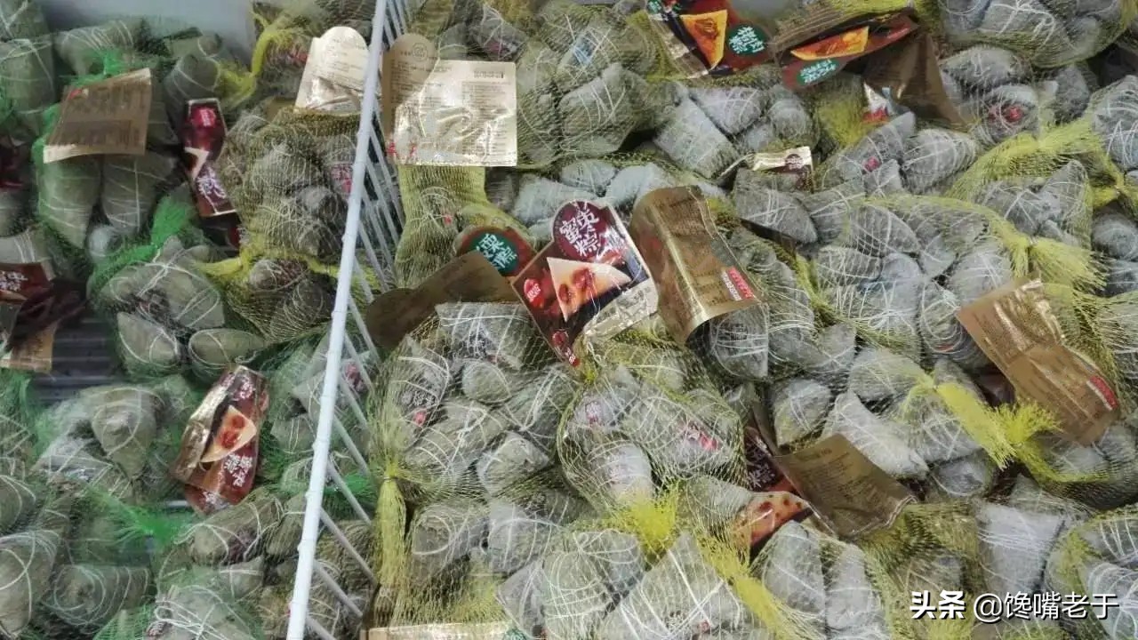 煮粽子时热水下锅还是冷水下锅,煮粽子冷水下锅还是热水下锅好