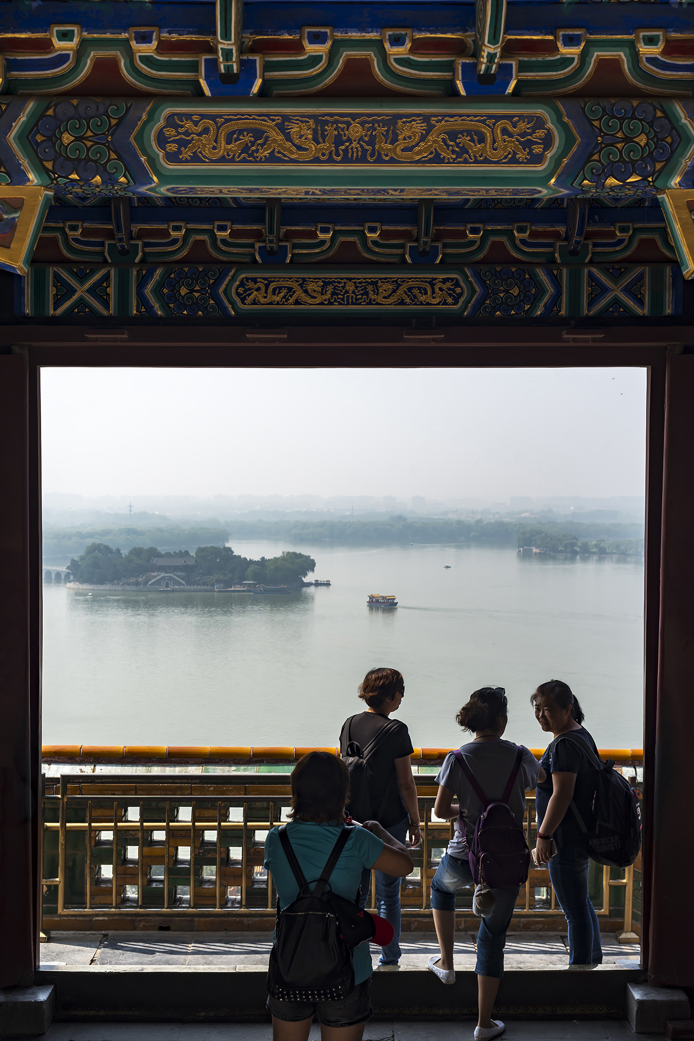 漫步北京颐和园,走颐和园长廊寓意