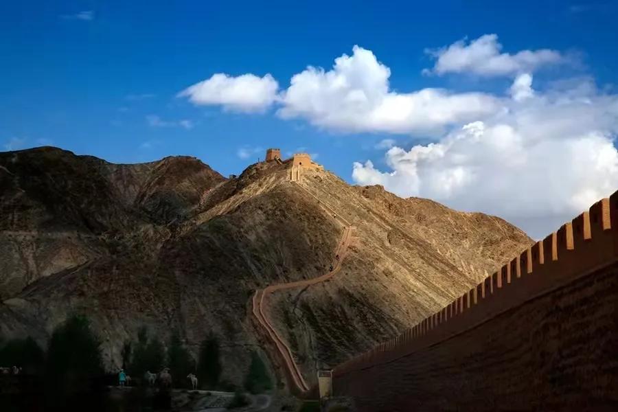 嘉峪关长城复原图,万里长城最西端之嘉峪关