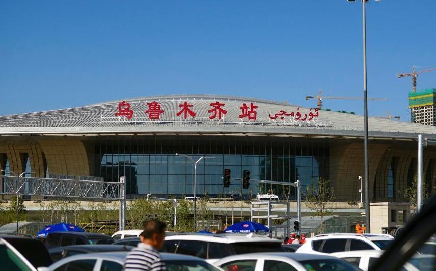 在乌鲁木齐每个人的生活都不容易,在乌鲁木齐生活好吗