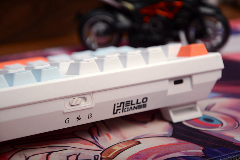 你见过带摇杆的键盘么，HELLOGANSSHS75T三模机械键盘开箱