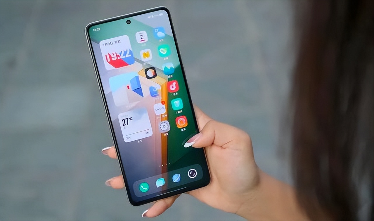 oppofindx6对比iqoo11,oppofindx6与iqoo11哪个好