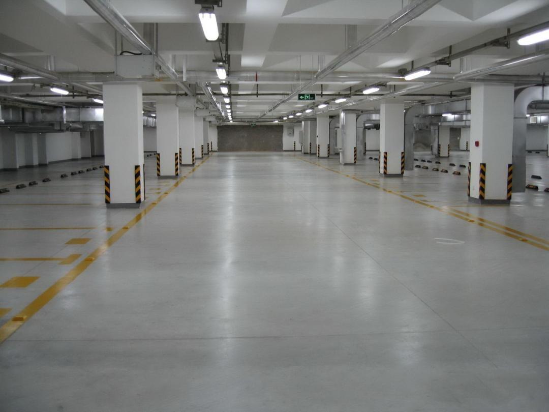 厂房仓库用什么地坪最好,仓库地坪漆怎么选