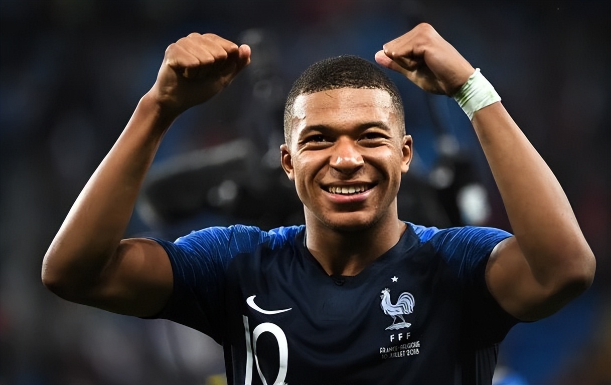 闪亮的番号——小组赛10号球员盘点