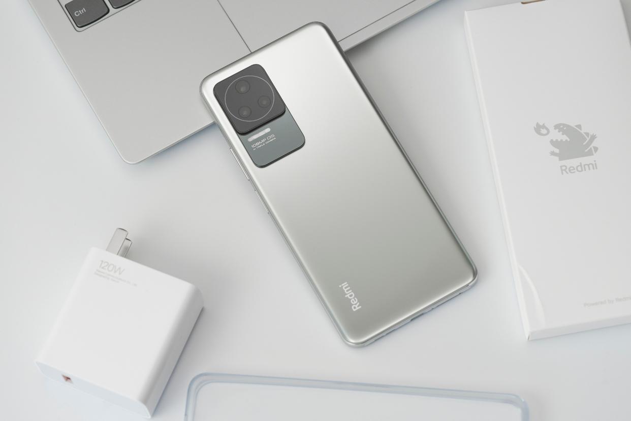 值得入手的2k新秀,值得入手的2000左右手机品牌