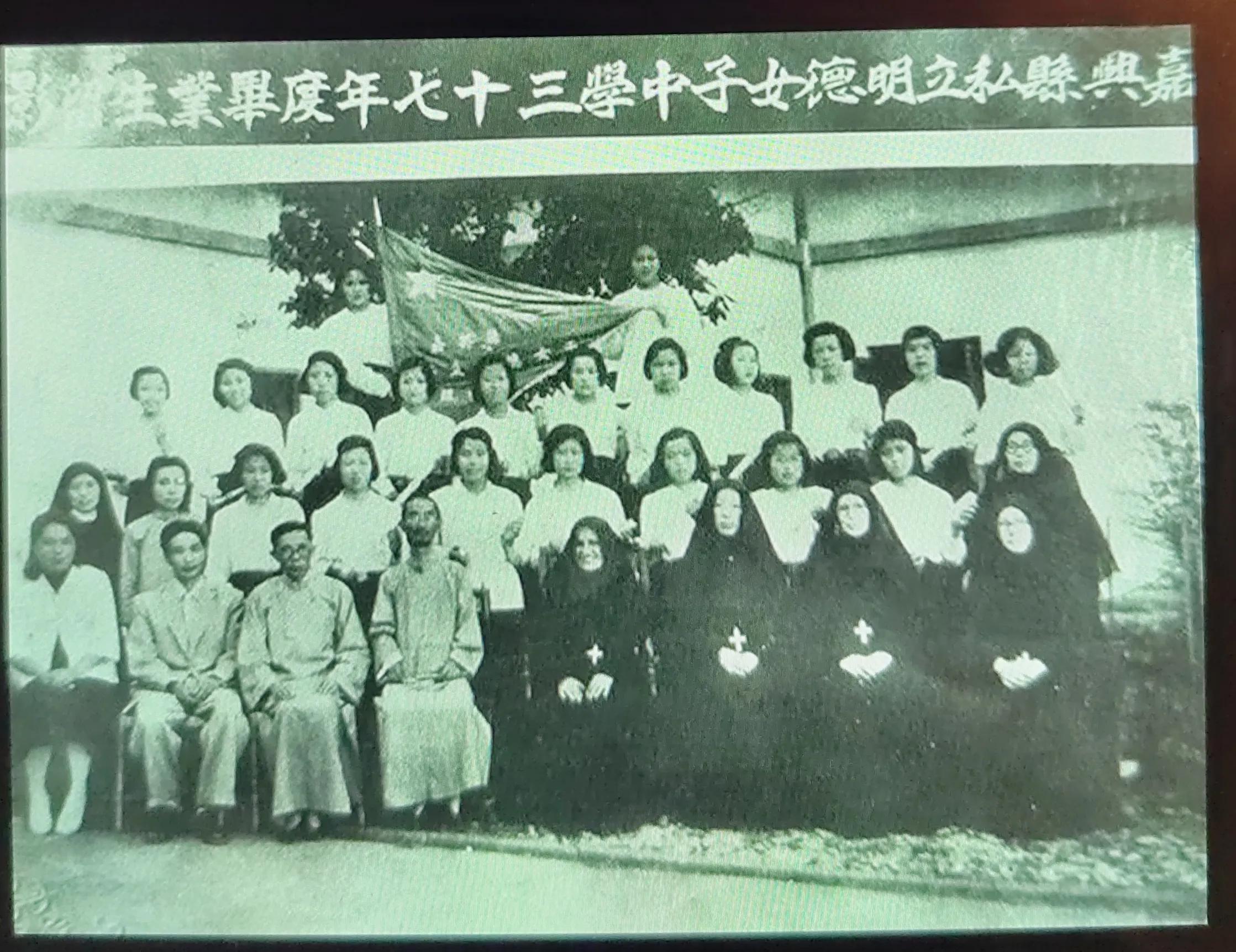 从明德中学到火车站坐几路公交车,从明德女中到嘉兴三中