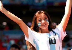 世界杯最惊艳的球迷视频,世界杯最强巴西队阵容